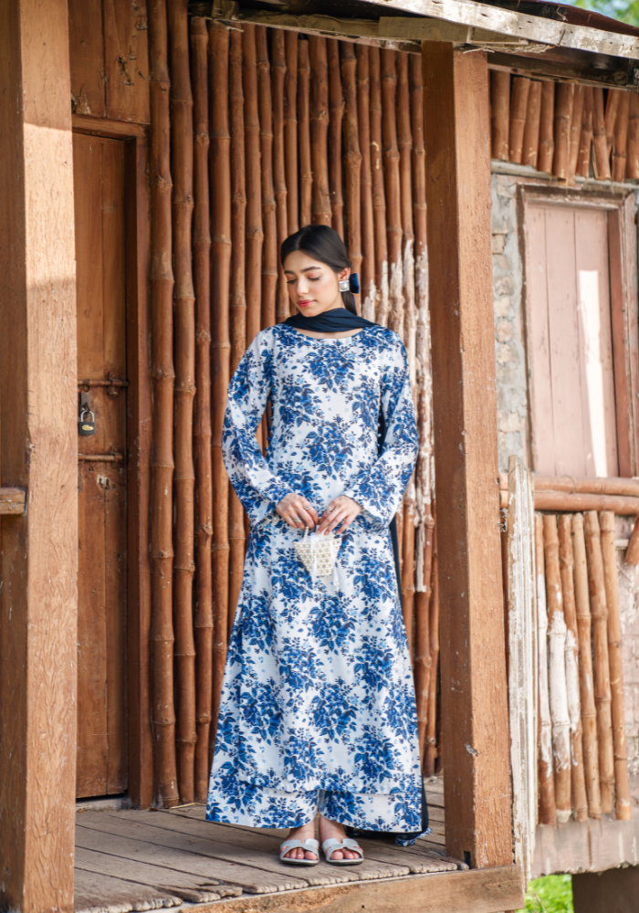 Neelofur – Turkish Lawn 3-Piece Suit NLC-104