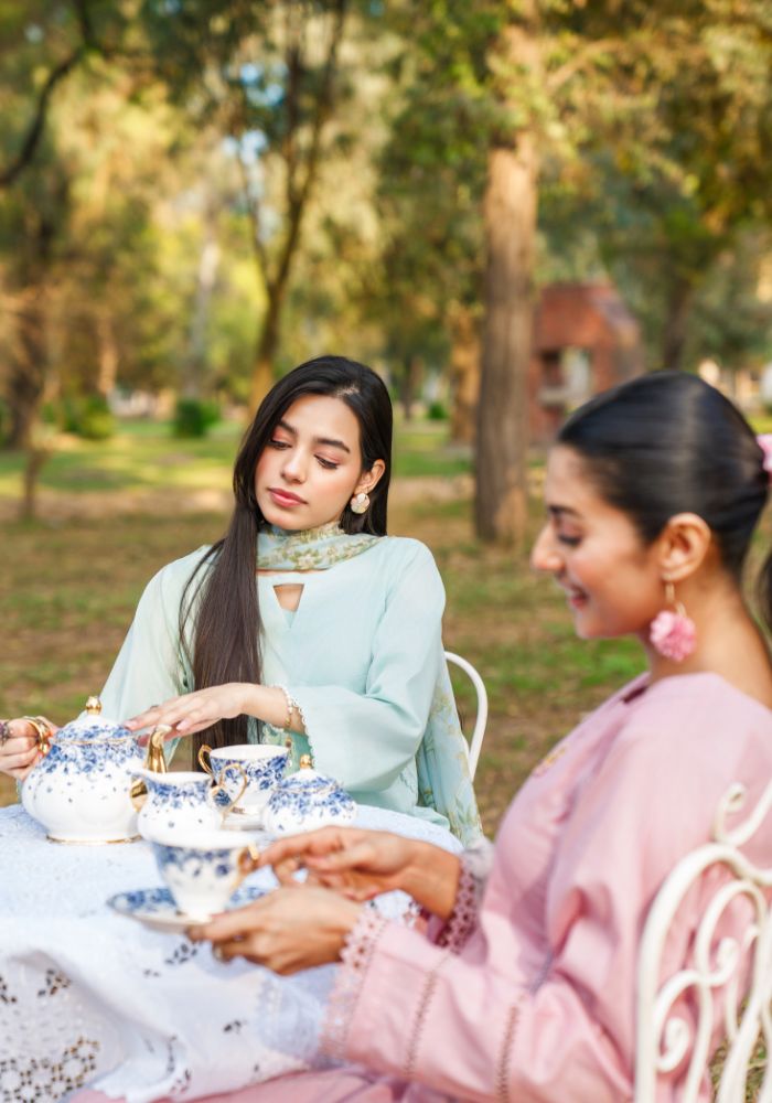 Ayat Blush – Luxury Lawn 3-Piece Suit NLC-109