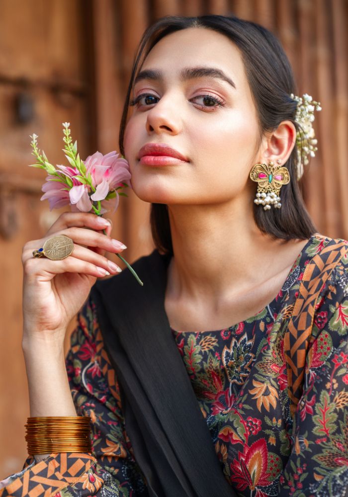 Zehra-e-Zameen – Turkish Lawn 3-Piece Suit NLC-105